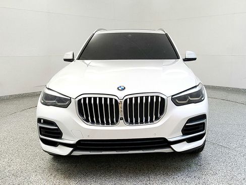 Used 2023 BMW X5 xDrive40i w/ Premium Package AWD/4WD image 2