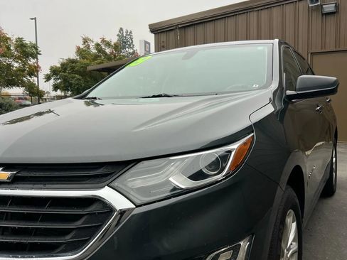 Used 2019 Chevrolet Equinox LS w/ LS Convenience Package image 8