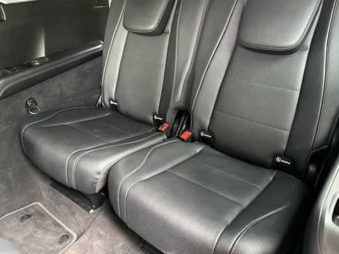 Used 2022 Mercedes-Benz GLS 450 4MATIC image 15