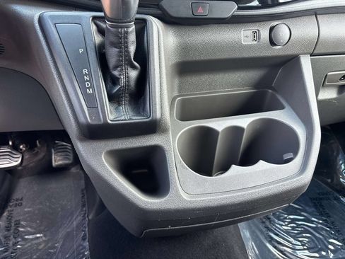 Used 2024 Ford Transit 350 XLT RWD image 27