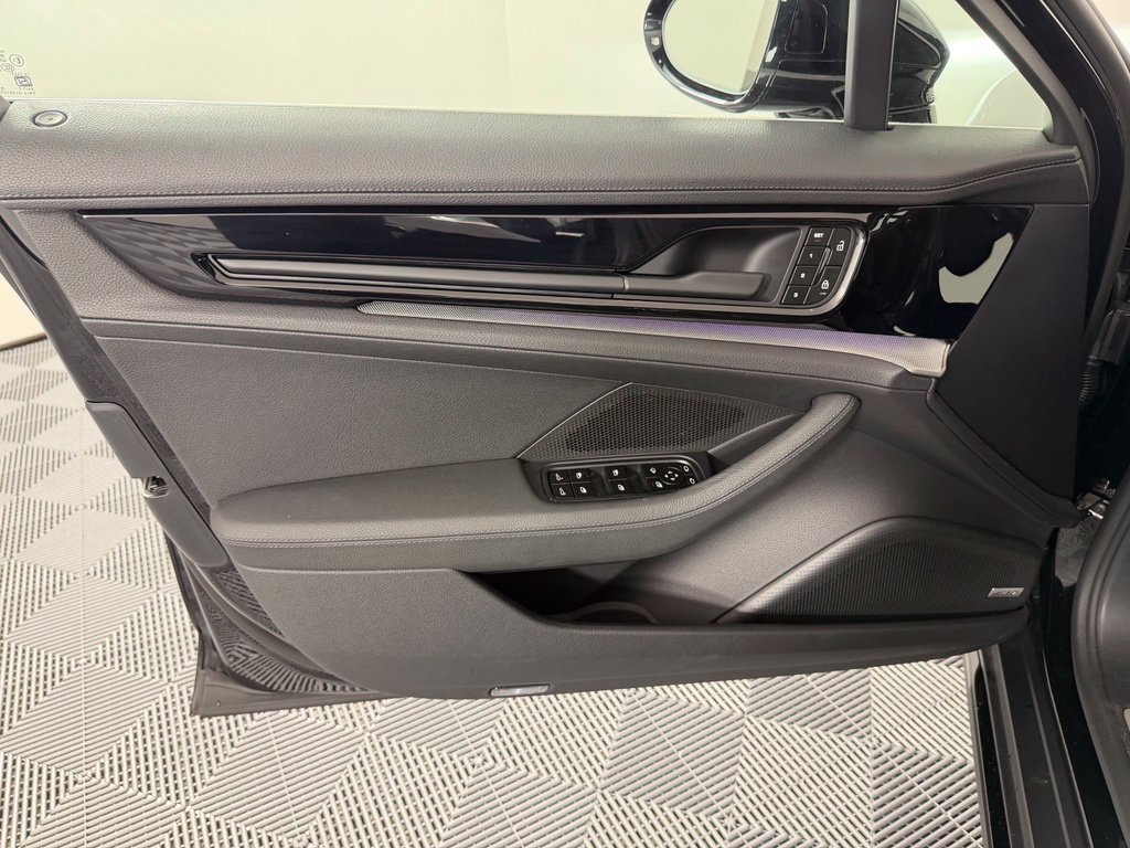 Certified 2026 Porsche Panamera RWD image 16