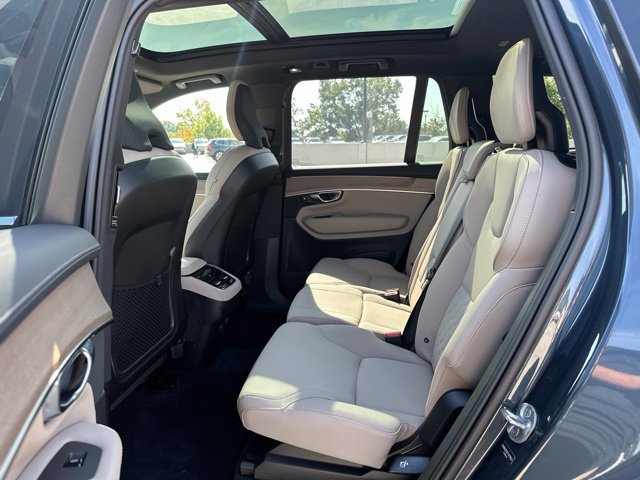 Certified 2026 Volvo XC90 B6 Plus AWD/4WD image 14