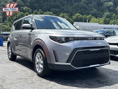 New 2025 Kia Soul S