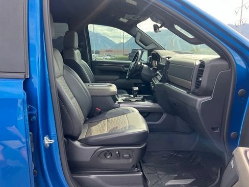 Used 2022 Chevrolet Silverado 1500 ZR2 w/ Technology Package AWD/4WD image 33