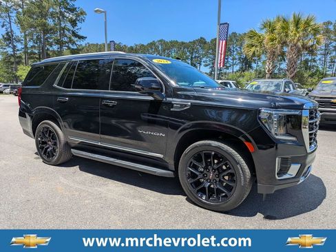 Used 2024 GMC Yukon SLT w/ SLT Luxury Package RWD image 1