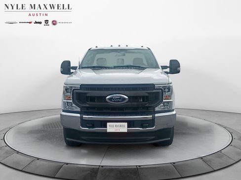 Used 2022 Ford F250 XL w/ Power Equipment Group image 18
