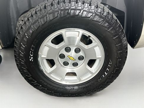Used 2014 Chevrolet Tahoe LT w/ Luxury Package AWD/4WD image 11