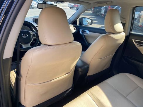 Used 2013 Lexus CT 200h w/ Premium Pkg w/Navigation FWD image 22