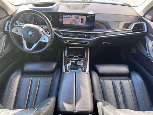 Used 2023 BMW X7 xDrive40i image 12