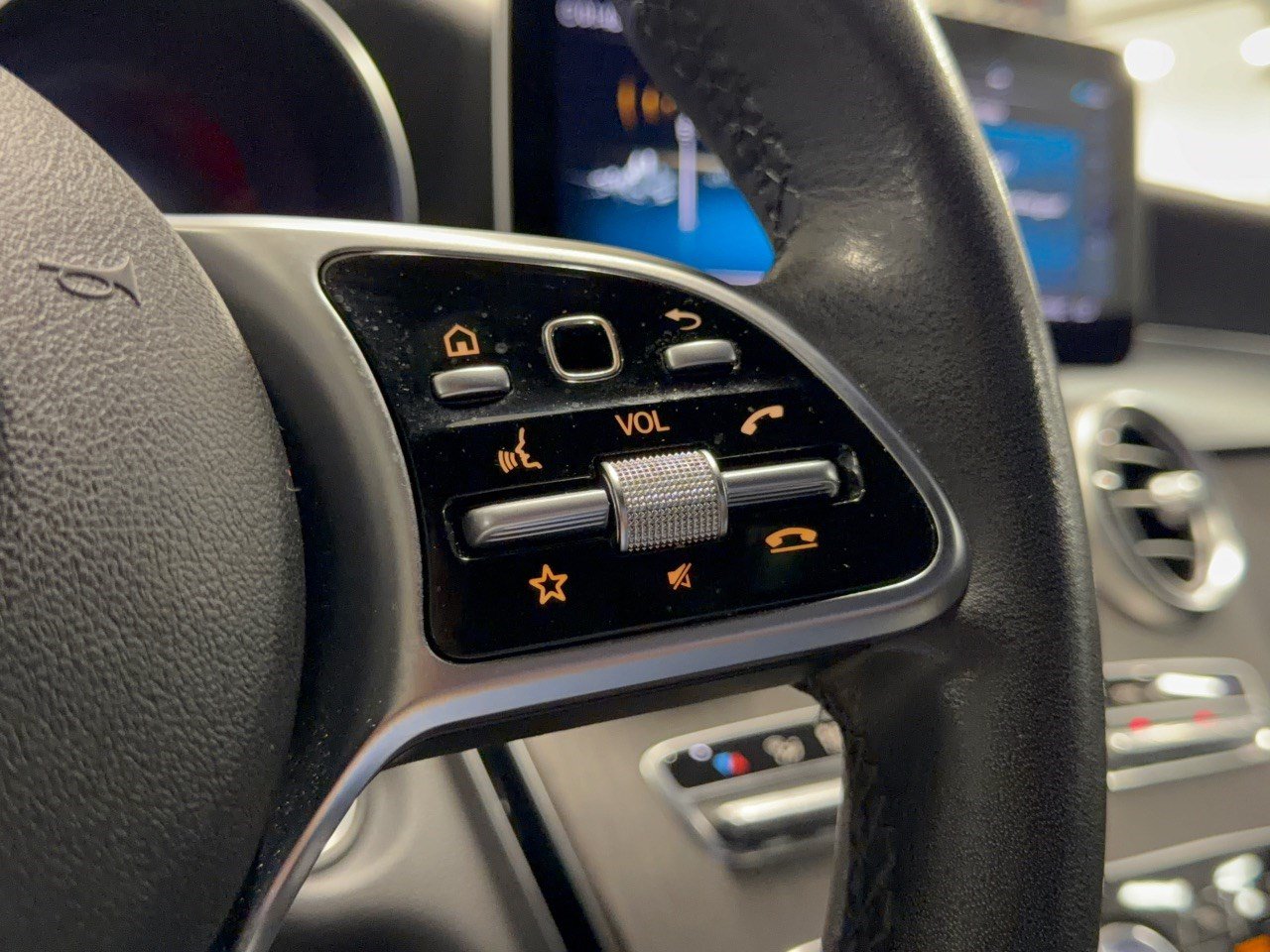 Used 2019 Mercedes-Benz C 300 Sedan image 19