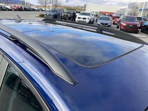 Used 2022 Chevrolet Equinox LT image 9