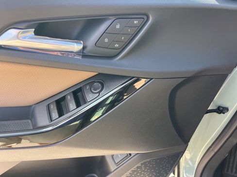 New 2026 Chevrolet Equinox ACTIV image 15