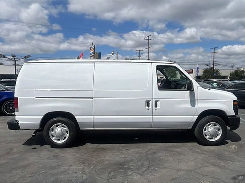 Used 2013 Ford E-150 and Econoline 150 image 5