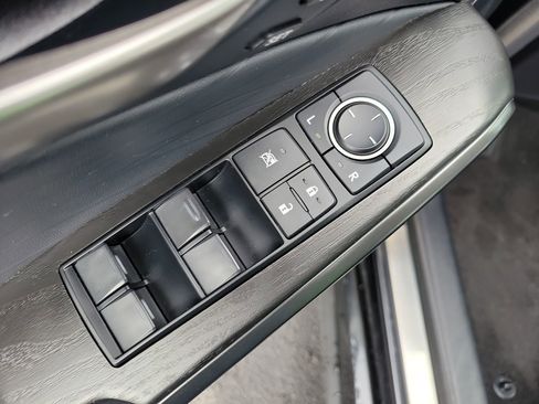 Used 2024 Lexus IS 300 w/ Premium Package image 18