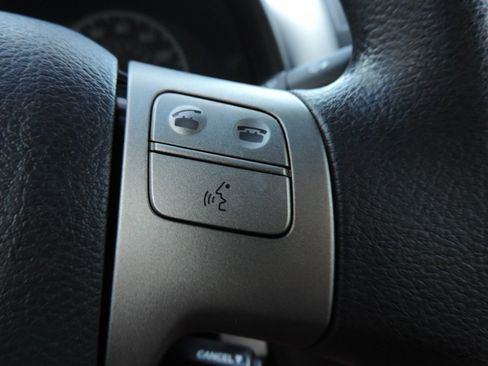 Used 2011 Toyota Corolla LE FWD image 27