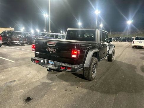 Used 2022 Jeep Gladiator Rubicon image 16