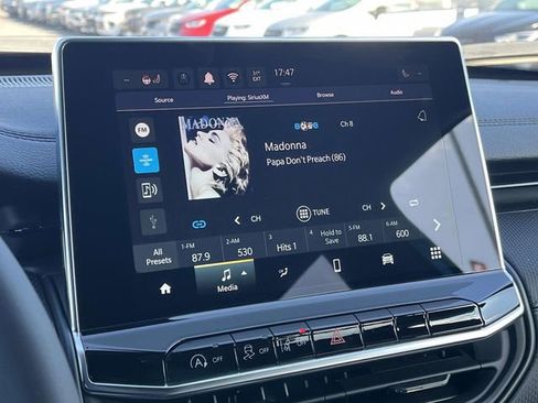 New 2026 Jeep Compass Latitude w/ Sun and Sound Group image 22