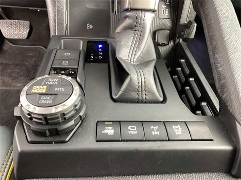 Used 2024 Toyota Tacoma Trailhunter image 24