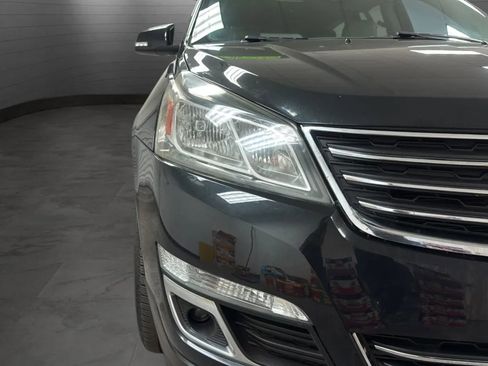 Used 2015 Chevrolet Traverse LT FWD image 31
