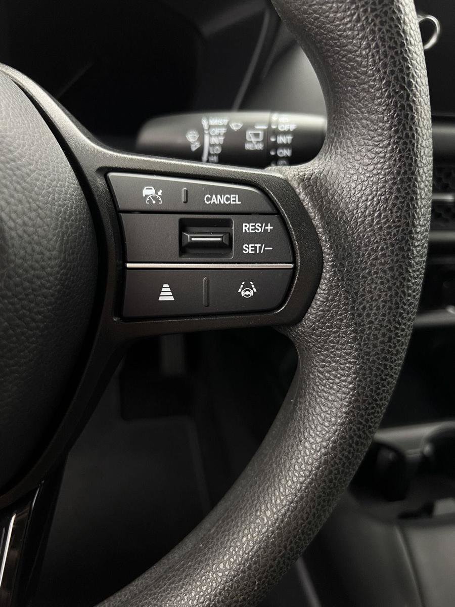 Used 2026 Honda HR-V LX image 24