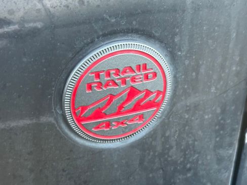 Used 2022 Jeep Wrangler Unlimited Rubicon image 8