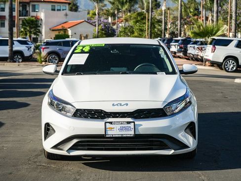Used 2024 Kia Forte LXS FWD image 2