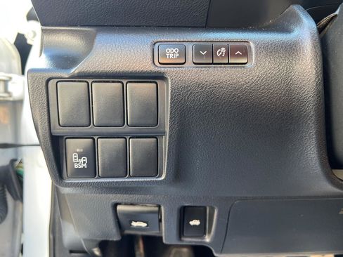 Used 2014 Lexus IS 250 w/ F-Sport Package RWD image 18
