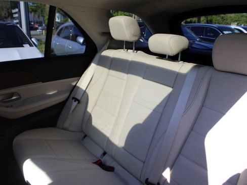 Certified 2022 Mercedes-Benz GLE 350 image 22