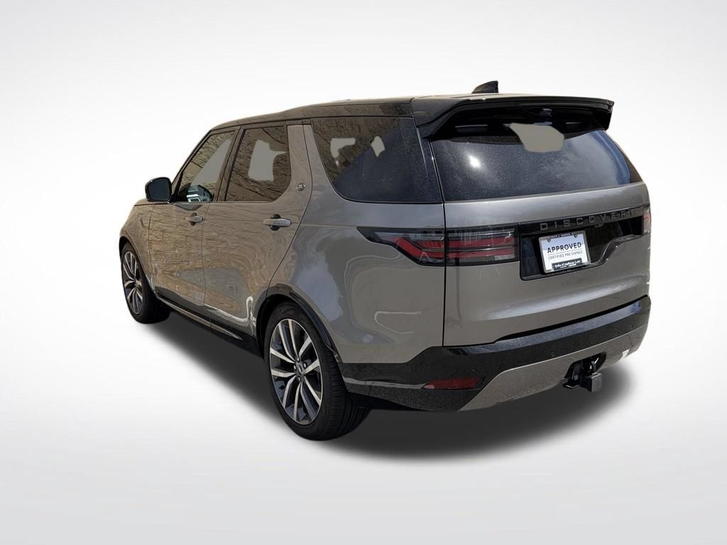 Certified 2025 Land Rover Discovery Dynamic SE AWD/4WD image 6