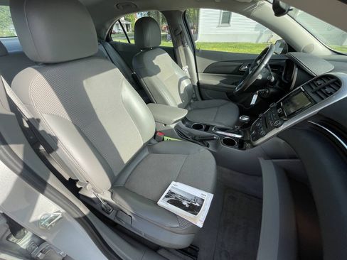 Used 2014 Chevrolet Malibu LT FWD image 32