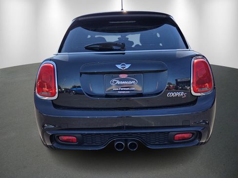 Used 2015 MINI Cooper S image 6