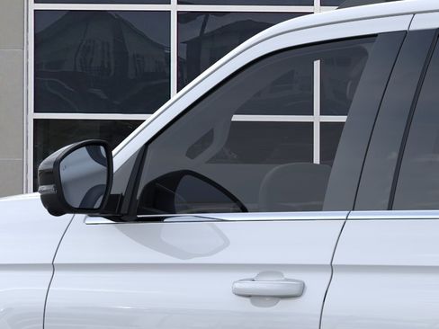 New 2026 Ford Expedition Active RWD image 20