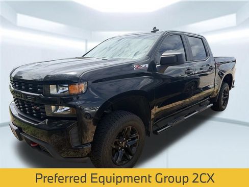 Used 2020 Chevrolet Silverado 1500 Custom Trail Boss w/ Custom Convenience Package AWD/4WD image 2