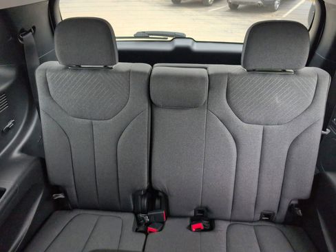 Used 2023 Hyundai Palisade SE w/ Cargo Package image 30