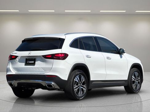 Certified 2025 Mercedes-Benz GLA 250 image 4