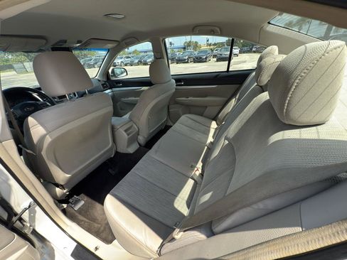 Used 2014 Subaru Legacy 2.5i Premium image 10