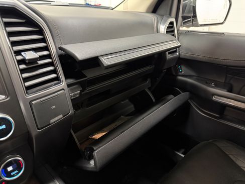 Used 2021 Ford Expedition Max Platinum AWD/4WD image 30