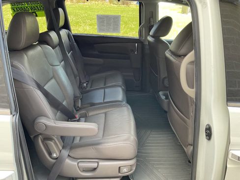 Used 2014 Honda Odyssey Touring Elite image 39