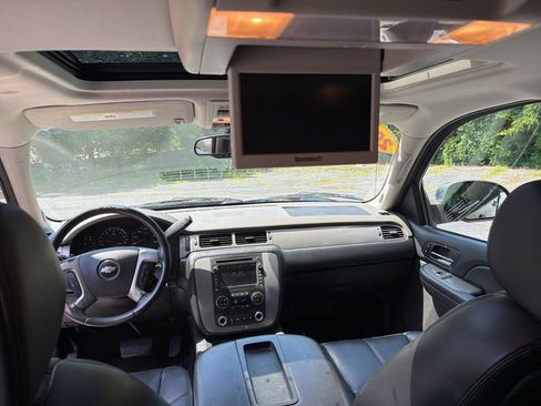 Used 2008 Chevrolet Avalanche LT RWD image 22