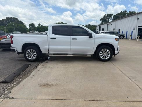 Used 2020 Chevrolet Silverado 1500 Custom w/ Custom Value Package image 60