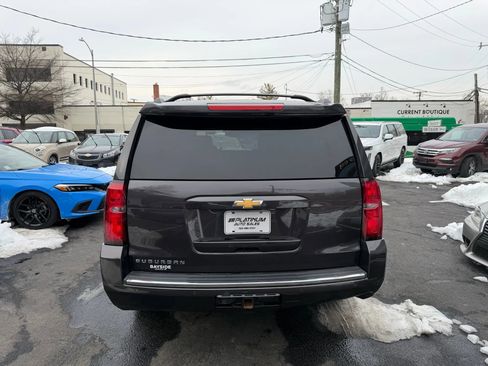 Used 2015 Chevrolet Suburban LTZ image 7
