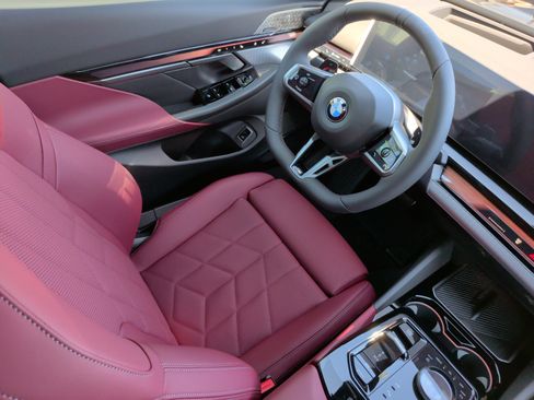 New 2027 BMW 530i w/ M Sport Package RWD image 34