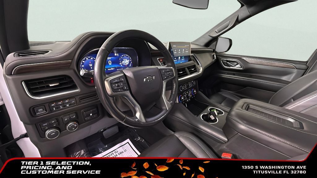 Used 2022 Chevrolet Tahoe Z71 w/ Luxury Package AWD/4WD image 18