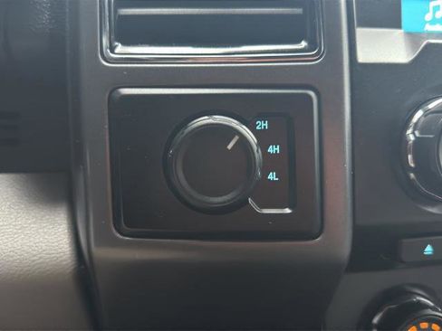 Certified 2018 Ford F150 XLT w/ Equipment Group 301A Mid image 31