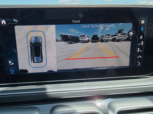 Used 2024 Mercedes-Benz GLS 580 4MATIC image 16