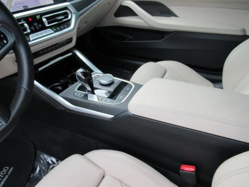 Used 2023 BMW M440i Convertible w/ Premium Package RWD image 15