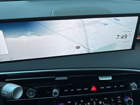 New 2026 Genesis GV70 2.5T Sport Prestige AWD/4WD image 17