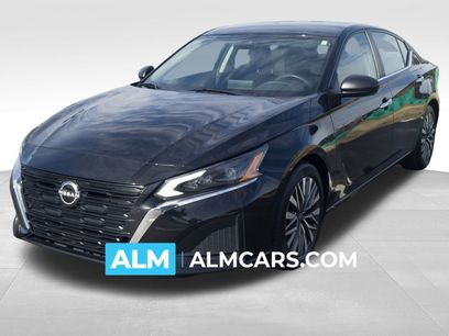 Used 2024 Nissan Altima 2.5 SV