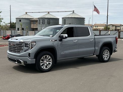 Used 2025 GMC Sierra 1500 Denali image 4