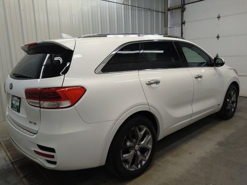 Used 2016 Kia Sorento SX AWD/4WD image 10